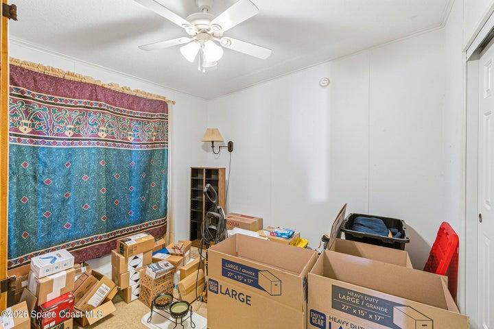spare bedroom