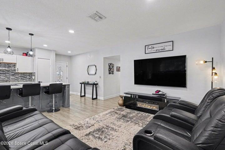 809 Espanola Way, Melbourne, FL, 32901 photo 7