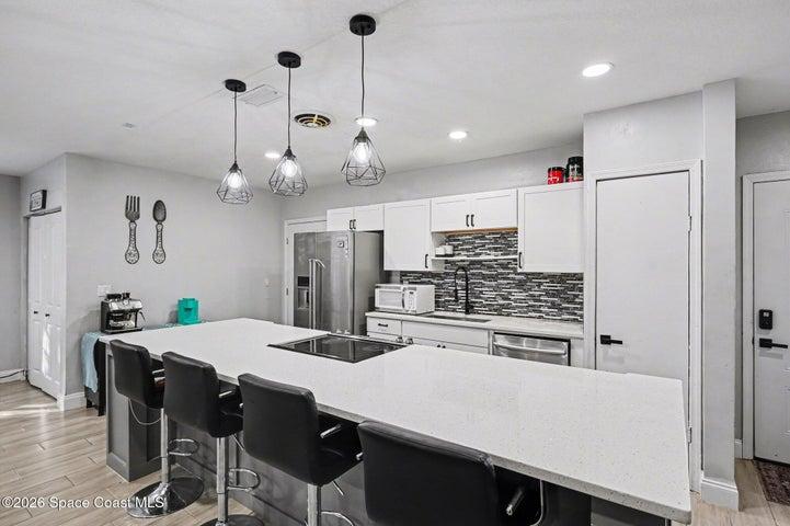 809 Espanola Way, Melbourne, FL, 32901 photo 8