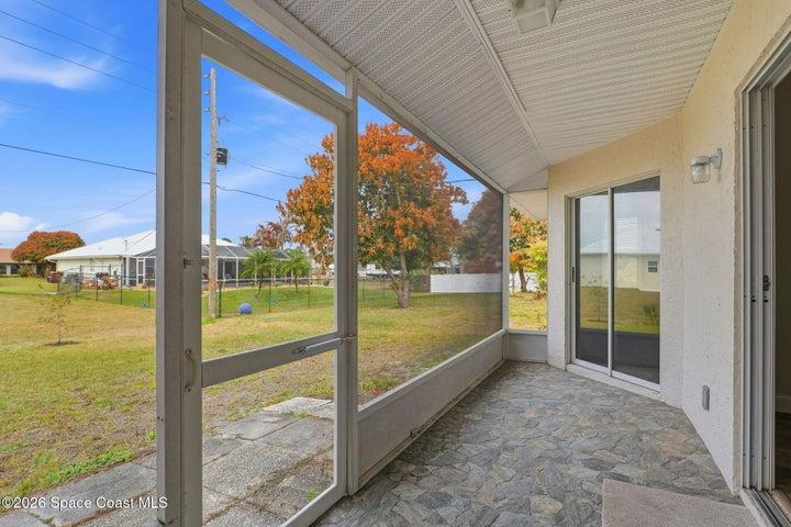1895 17th Avenue SW, Vero Beach, FL, 32962 photo 25