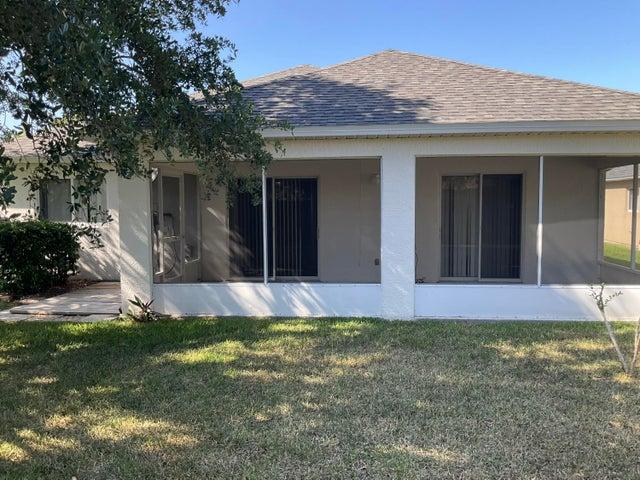 2643 Bradfordt Drive, Melbourne, FL, 32904 photo 2