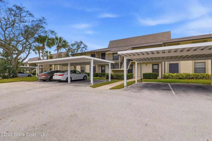 35 Plantation Drive 201, Vero Beach, FL, 32966 photo 2