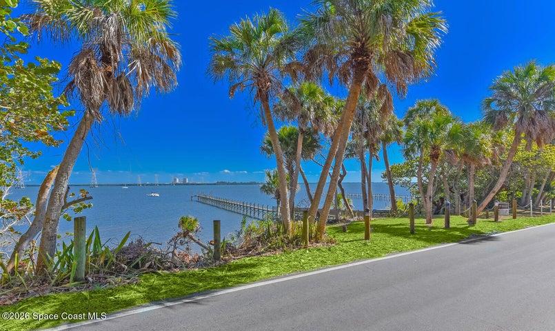 8053 S Indian River Drive, Fort Pierce, FL, 34982 photo 2