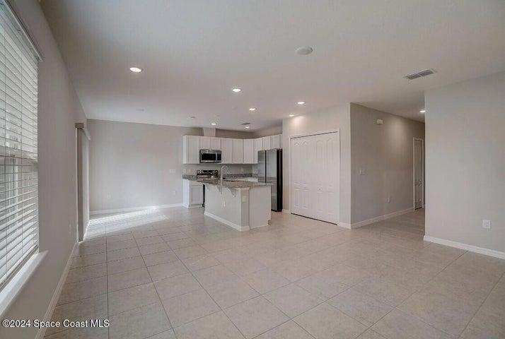 Model home - actual features may vary.