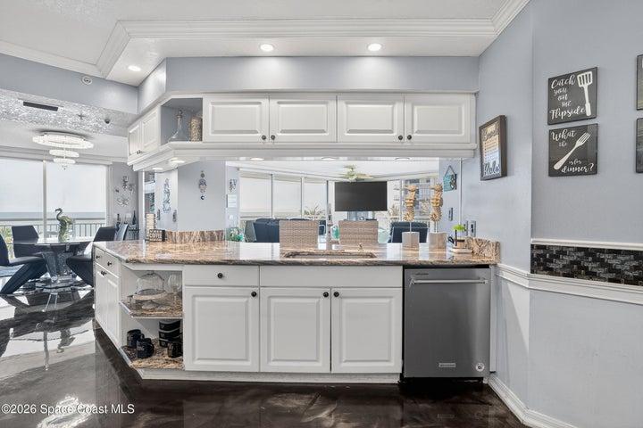 925 N Highway A1a 305, Indialantic, FL, 32903 photo 7