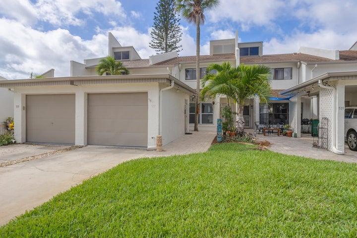 517 Summerset Court, Indian Harbour Beach, FL, 32937 photo 2