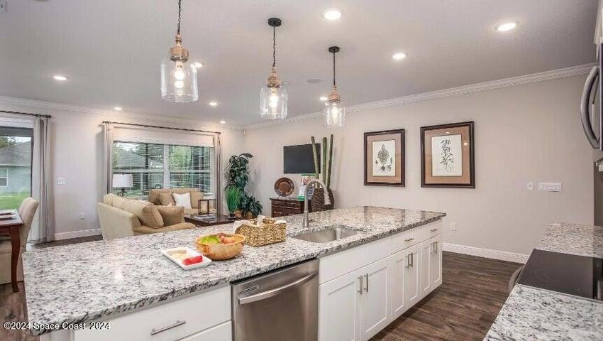 Model Home - Actual features may vary.