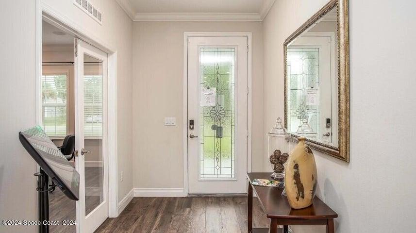 Model Home - Actual features may vary.