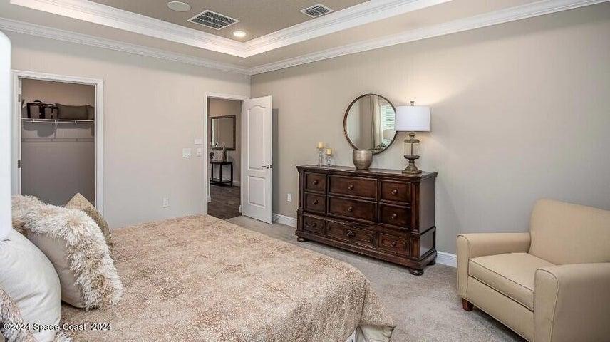 Model Home - Actual features may vary.
