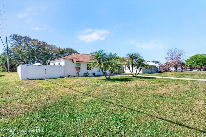 1810 S Park Avenue, Melbourne, FL, 32901 photo 49