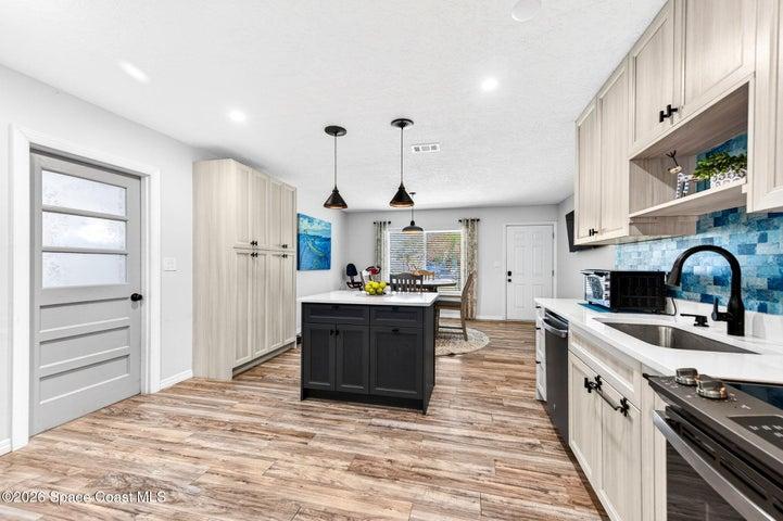 1810 S Park Avenue, Melbourne, FL, 32901 photo 13