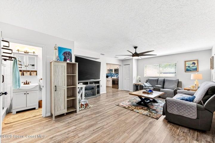 1810 S Park Avenue, Melbourne, FL, 32901 photo 16