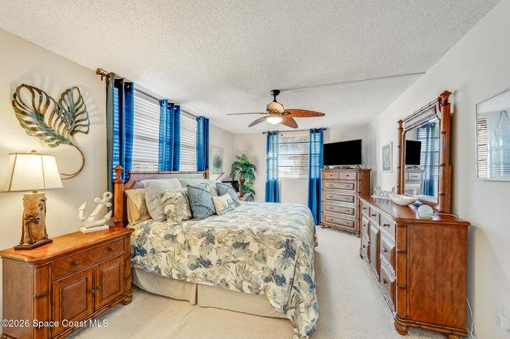 2700 N Highway A1a 4-202, Indialantic, FL, 32903 photo 17
