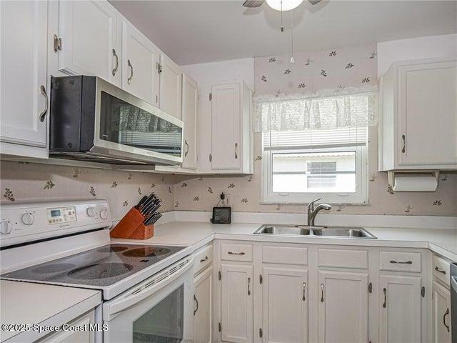 1 Vista Palm Lane 207, Vero Beach