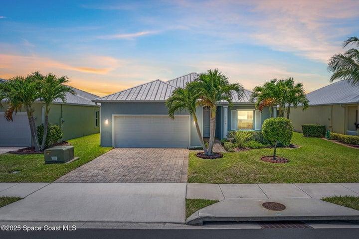 3720 Alamanda Key Drive, Melbourne
