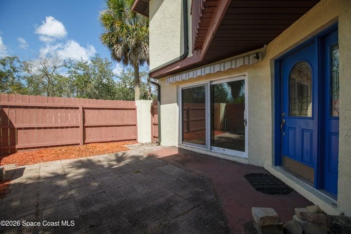 Enclosed Patio Area
