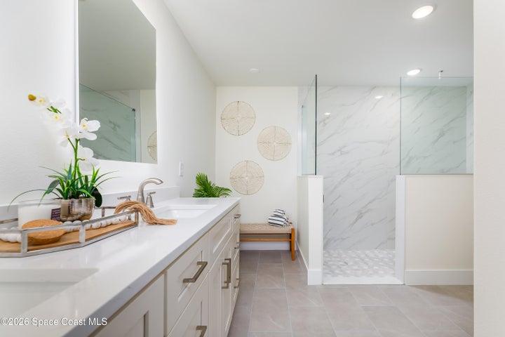 1085 Tahiti Avenue SE, Palm Bay, FL, 32909 photo 17