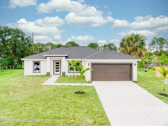 1085 Tahiti Avenue SE, Palm Bay