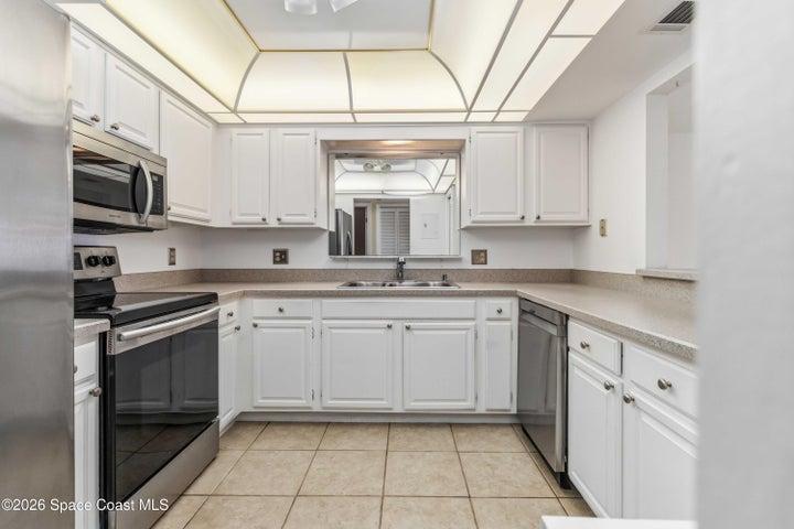 190 Escambia Lane 403, Cocoa Beach, FL, 32931 photo 5