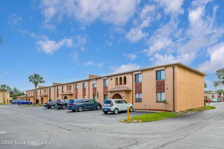 255 San Paulo Circle 11-255, West Melbourne, FL, 32904 photo 3