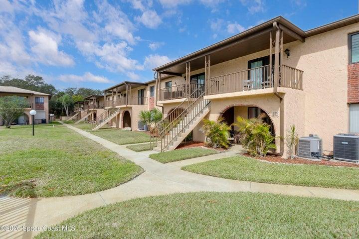 255 San Paulo Circle 11-255, West Melbourne, FL, 32904 photo 5