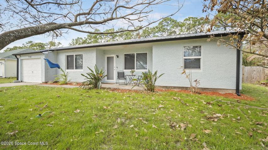 950 Barbados Avenue SE, Palm Bay