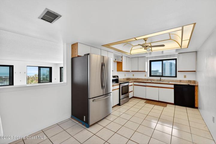 Eat in Kitchen