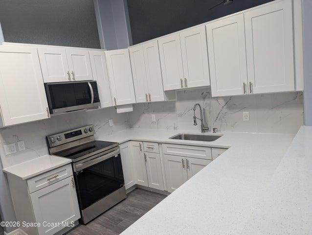 1330 Castel Place SE, Palm Bay, FL, 32909 photo 9