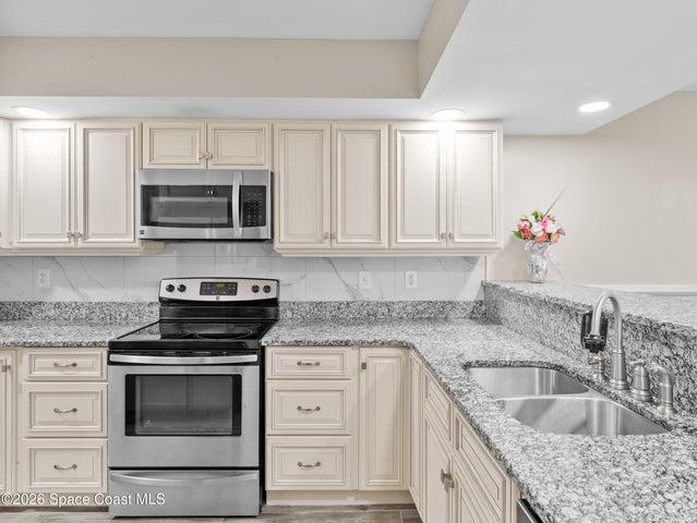 2140 Kings Cross Street, Titusville, FL, 32796 photo 6