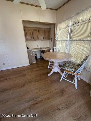 Breakfast nook