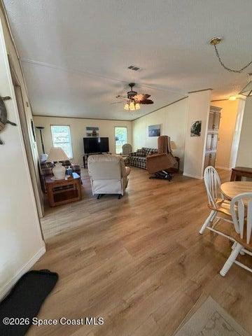 Living Rm