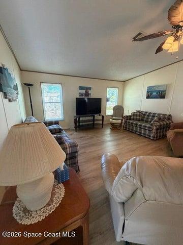 Living Rm