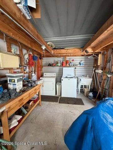 Shed with Laundry