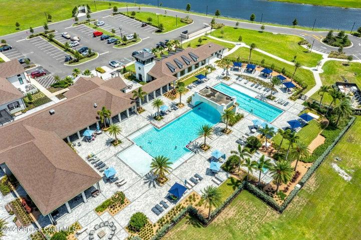 Extensive pool and spa