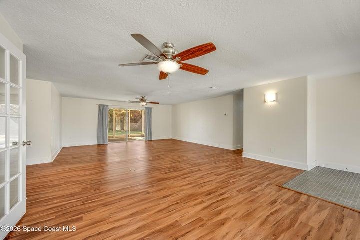 901 S Palm Avenue, Indialantic, FL, 32903 photo 9