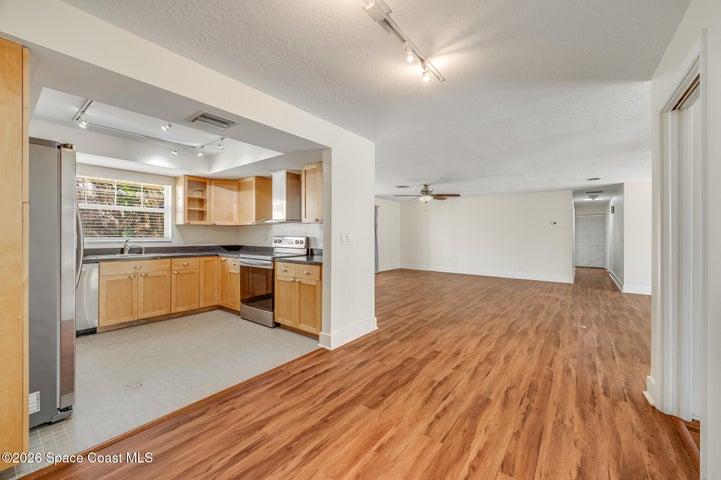 901 S Palm Avenue, Indialantic, FL, 32903 photo 17