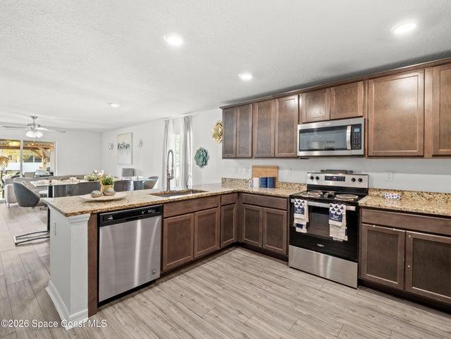 526 Hancock Street SW, Palm Bay, FL, 32908 photo 4
