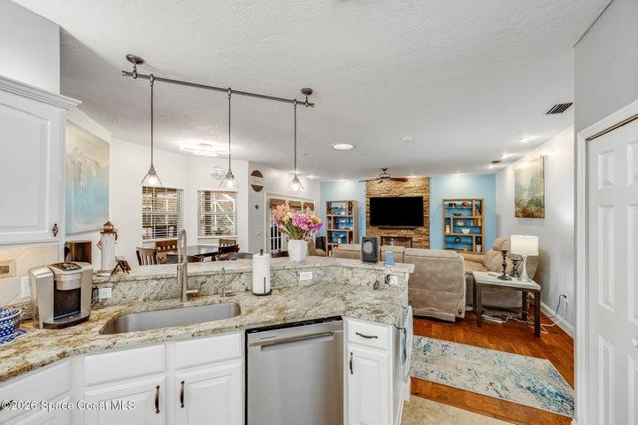 3910 Wateroak Way, Titusville, FL, 32796 photo 8