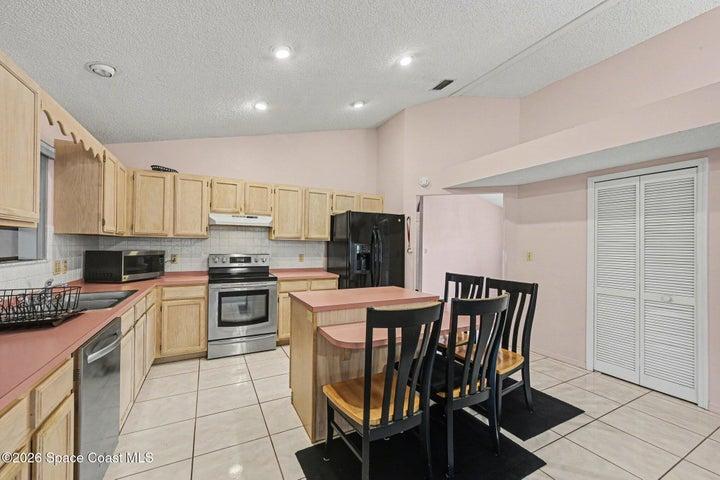 936 Hattaras Terrace SE, Palm Bay, FL, 32909 photo 13