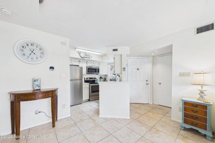 1800 Charlesmont Drive 6-107, Melbourne, FL, 32903 photo 5