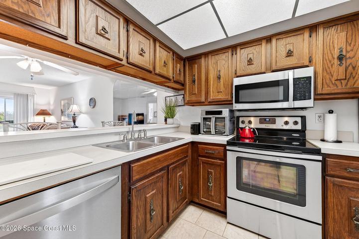 You'll Love the Kitchen! Beautiful Stainless Appliances & Lots of Storage!
