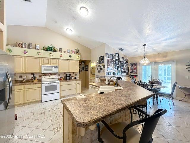 1110 Glendale Avenue NW, Palm Bay, FL, 32907 photo 23