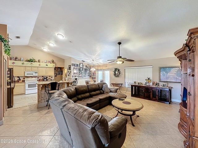 1110 Glendale Avenue NW, Palm Bay, FL, 32907 photo 32