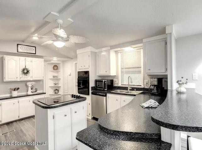 7560 Blackhawk Road, Sebastian, FL, 32976 photo 6