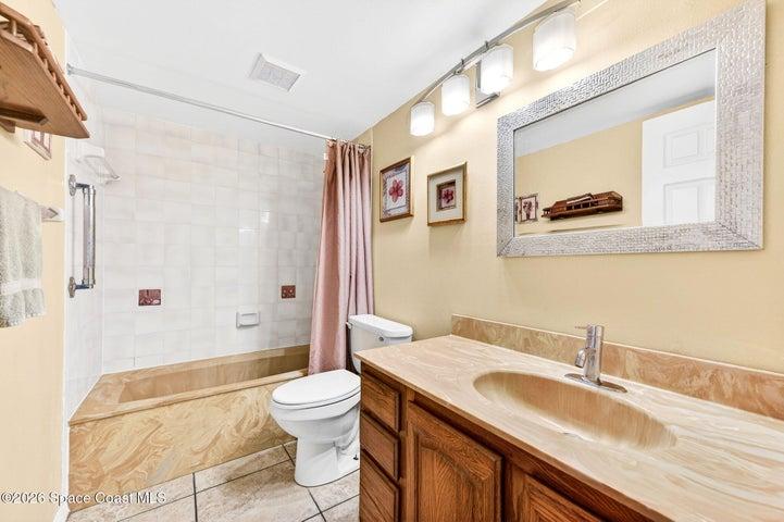 580 S Brevard Avenue 815, Cocoa Beach, FL, 32931 photo 14
