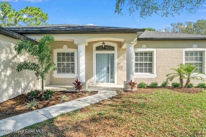 1821 Firethorn Road NW, Palm Bay