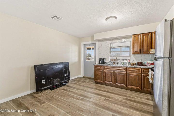 565 Jackson Avenue, Satellite Beach, FL, 32937 photo 9