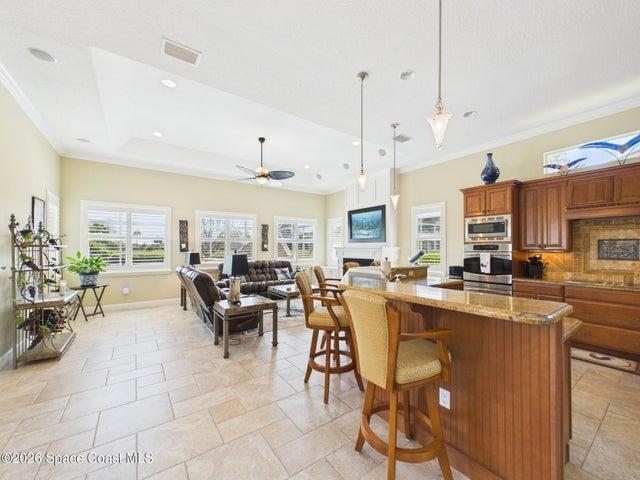 1360 S Village Square, Vero Beach, FL, 32966 photo 5