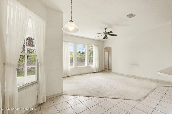 5761 Newbury Circle, Melbourne, FL, 32940 photo 9