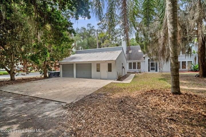 130 N Carpenter Road, Titusville, FL, 32796 photo 3